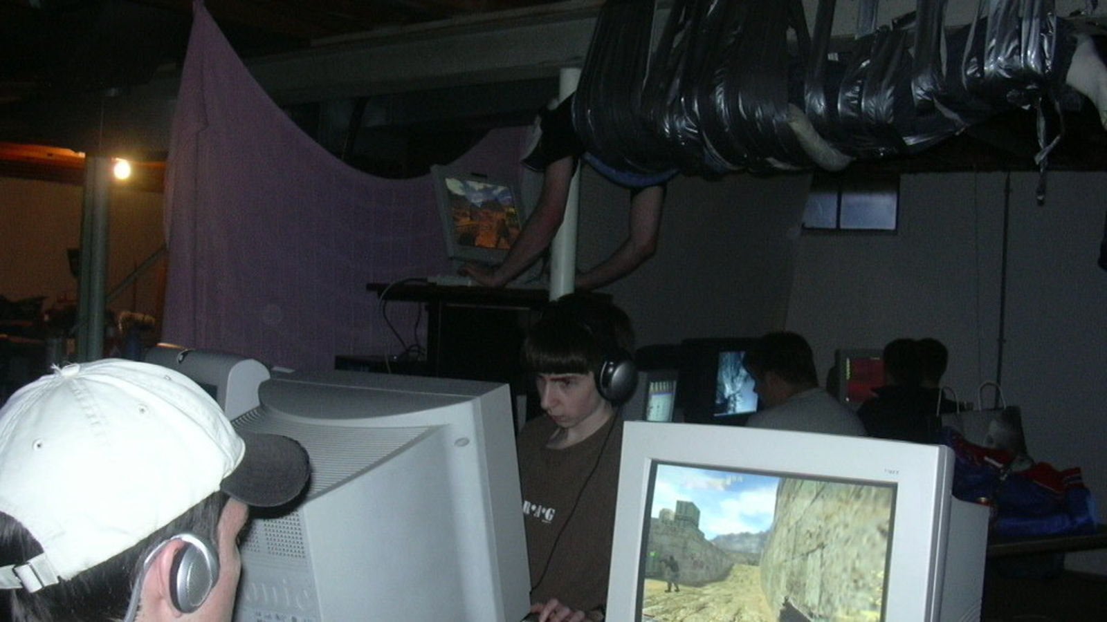 CREEPZ LAN